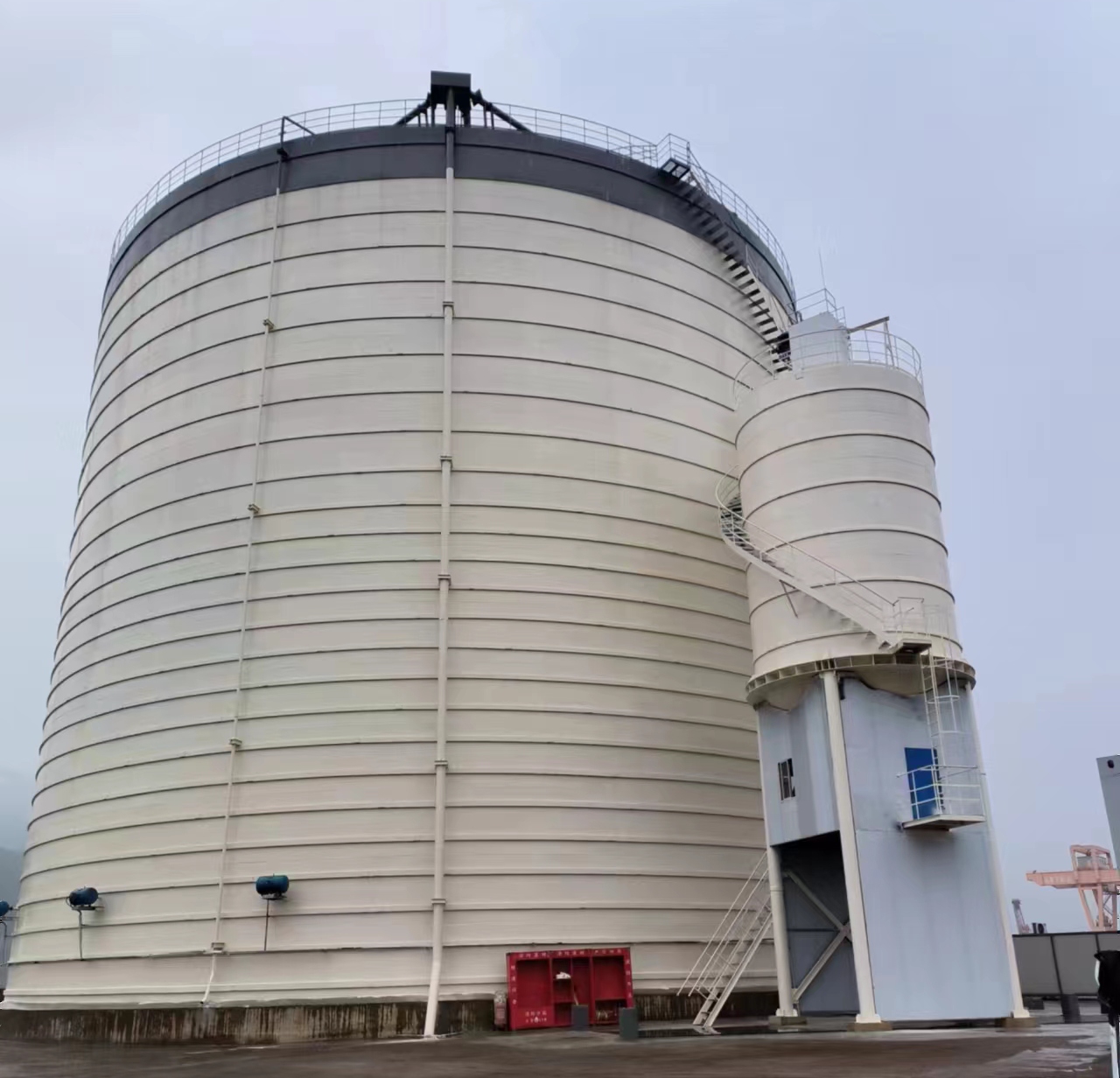 新田10万吨水泥钢板库